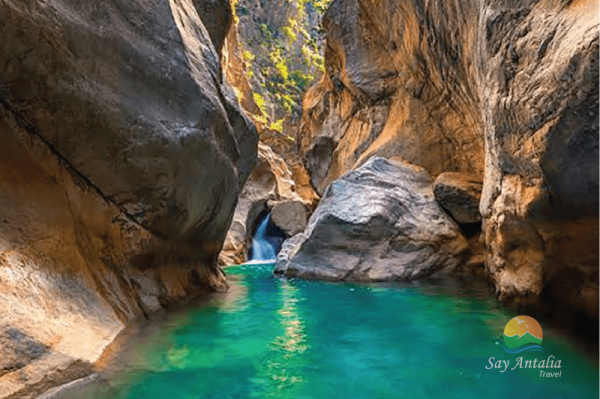 Fethiye, Ölüdeniz, Saklıkent ve Paraşüt Turu(özel)